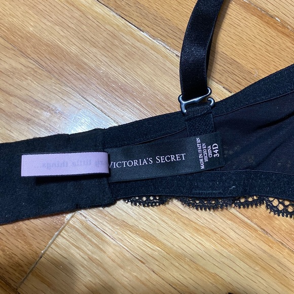 Victoria Secret Sexy Little Thing Push-up Bra - Picture 3 of 4